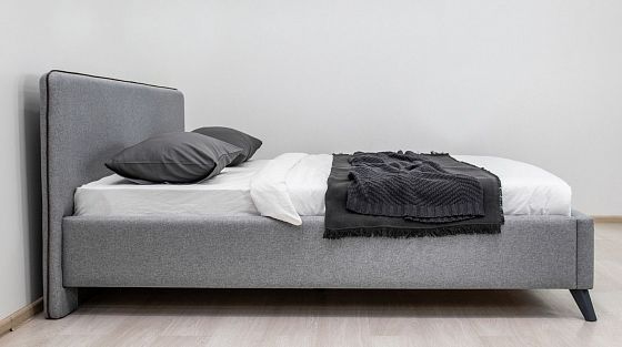 Кровать "Миа" 180 - Вид сбоку, цвет: Купер 18 (Серый)/Кант Лайт 10 (Коричневый)